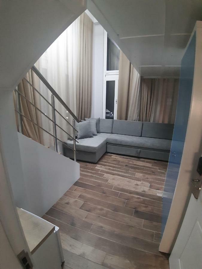 Bistrica Hotel Sarandë Exteriör bild