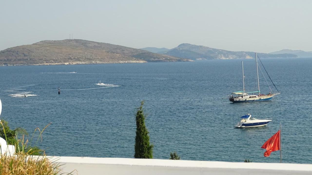Bistrica Hotel Sarandë Exteriör bild