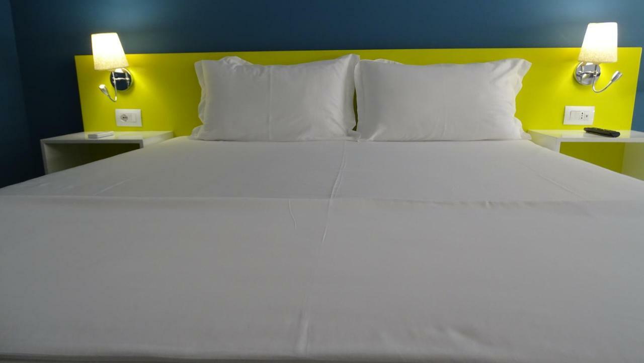 Bistrica Hotel Sarandë Exteriör bild