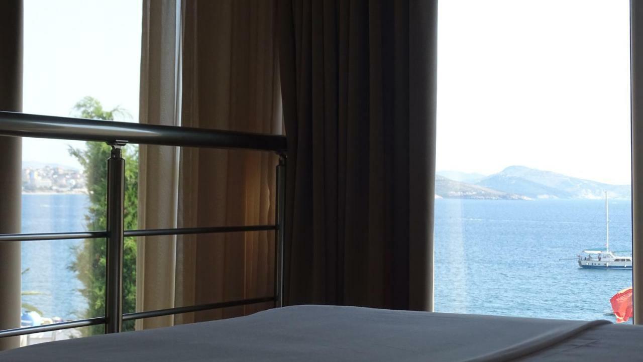 Bistrica Hotel Sarandë Exteriör bild